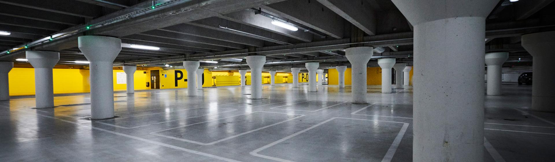 Slajd #3 - Parking podziemny